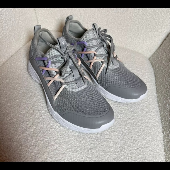 Vionic Zeliya Sneakers Light Gray Mesh Oxford Women's Size 9.5 - Picture 1 of 16